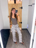 Elastic Waist Leopard Printed Cargo Pants