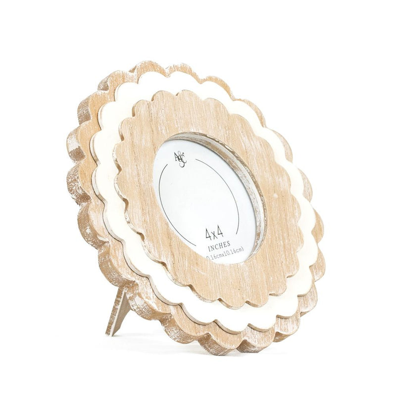 8x8x1 wood scallop photo frame