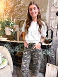 Printed Horseshoe Jeans With Belt Detail